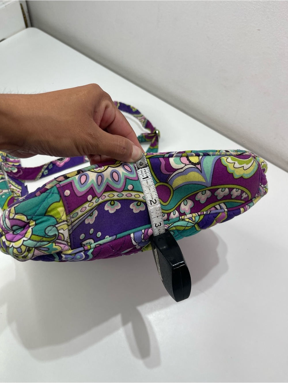 Vera Bradley Hipster Purple Paisley Crossbody Messenger Bag 4 Pocket Boho Fariy - Picture 8 of 11